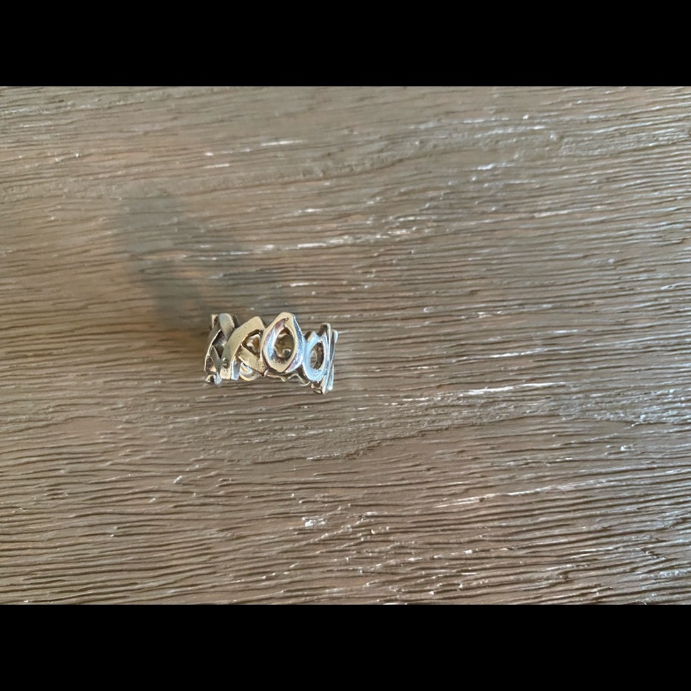Tiffany & Co “xoxo” ring
